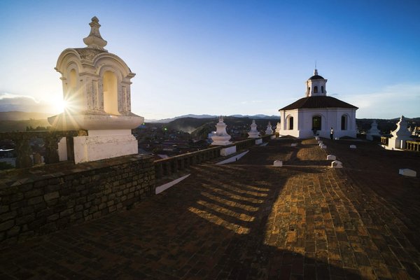 Quelles stratégies pour développer une carte de desserts sans sucre ajouté dans un café-pâtisserie?